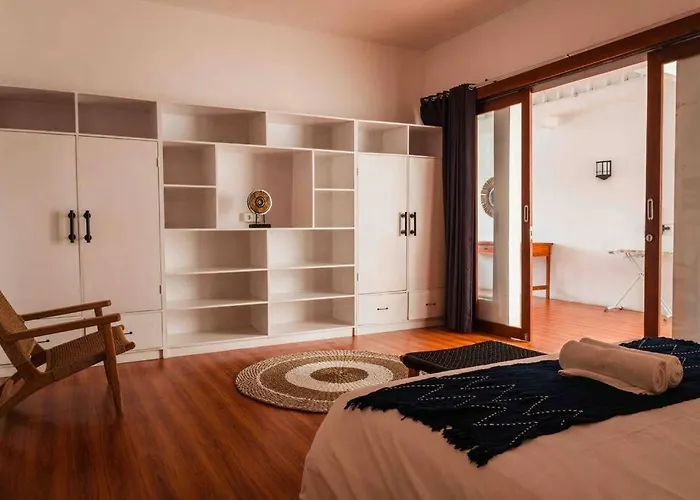Cosy Private 3 Bedroom Vacation Villa Canggu