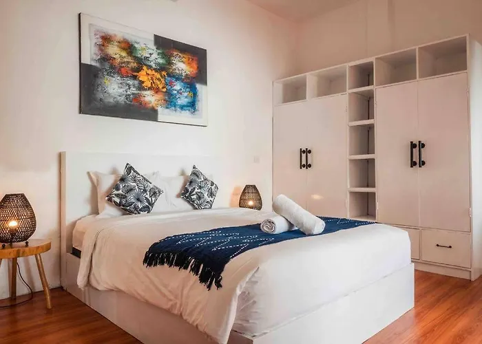 Cosy Private 3 Bedroom Vacation *