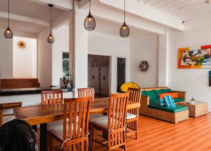 Cosy Private 3 Bedroom Vacation *