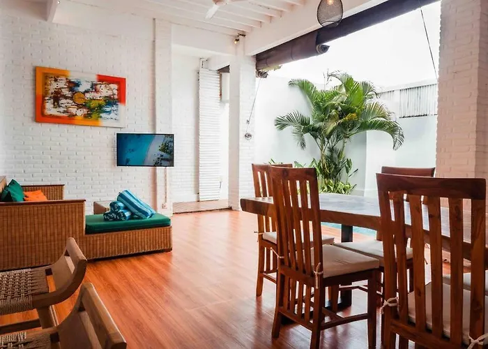 Cosy Private 3 Bedroom Vacation Villa Canggu