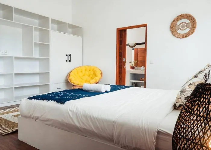 Cosy Private 3 Bedroom Vacation * Canggu